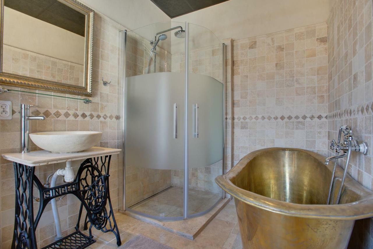 Rue Galilee Bed & Breakfast มาร์เซย็อง ภายนอก รูปภาพ